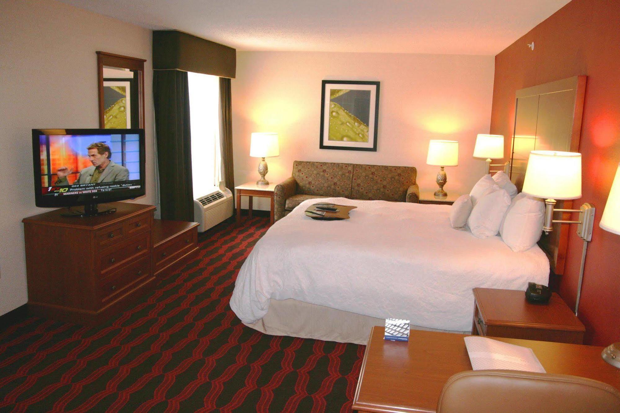 Hotel Hampton & East Lansing 3*